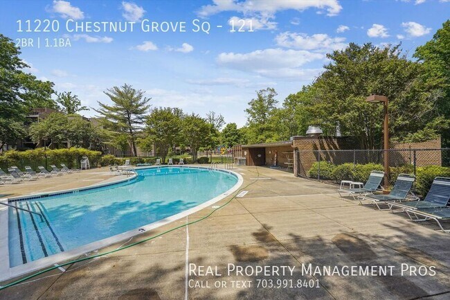 Building Photo - 11220 Chestnut Grove Square