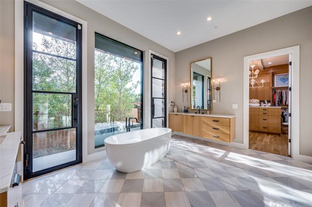 Building Photo - 4215 Nashwood Ln