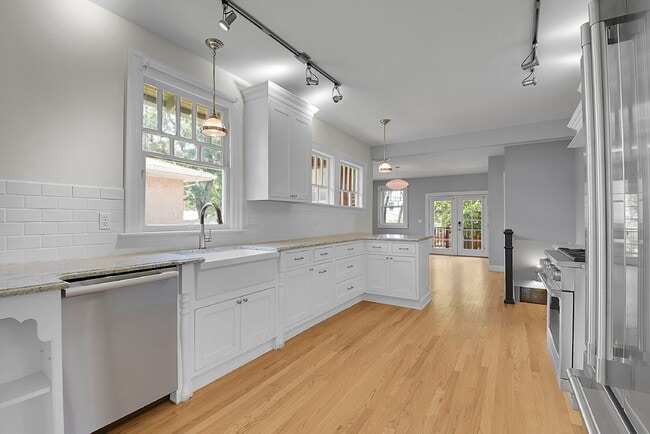 Building Photo - $4,595.95- 4 Bed, 3 Bath Home in Denver with Charming Updates!