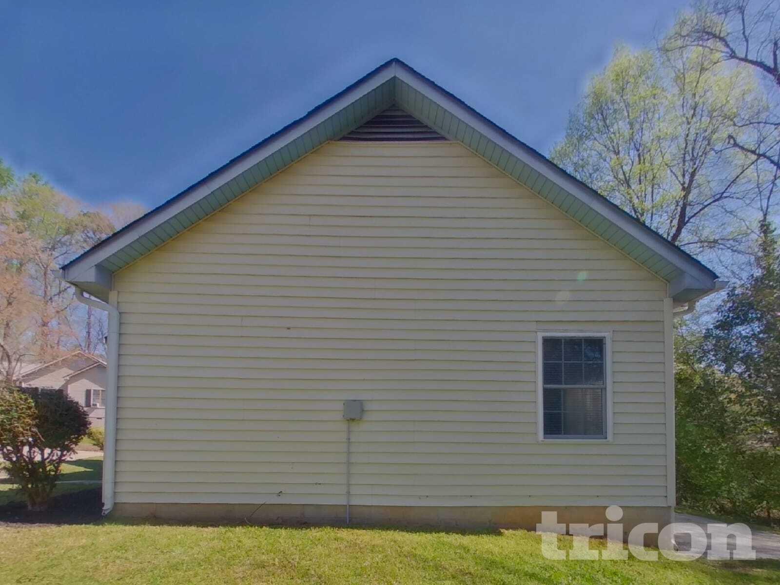 Building Photo - 8608 Quarry Rd