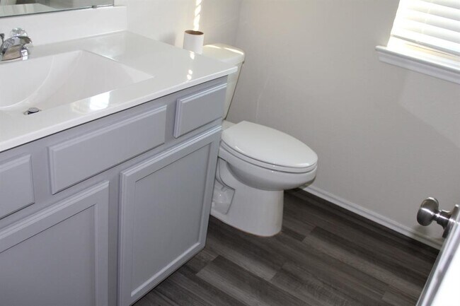 Building Photo - 9810 Copper Ranch Trail
