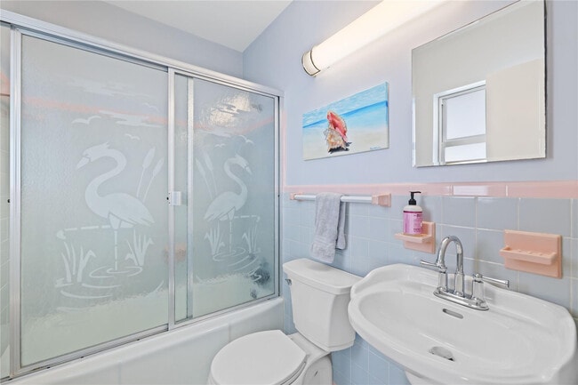 Building Photo - 505 N Ocean Blvd