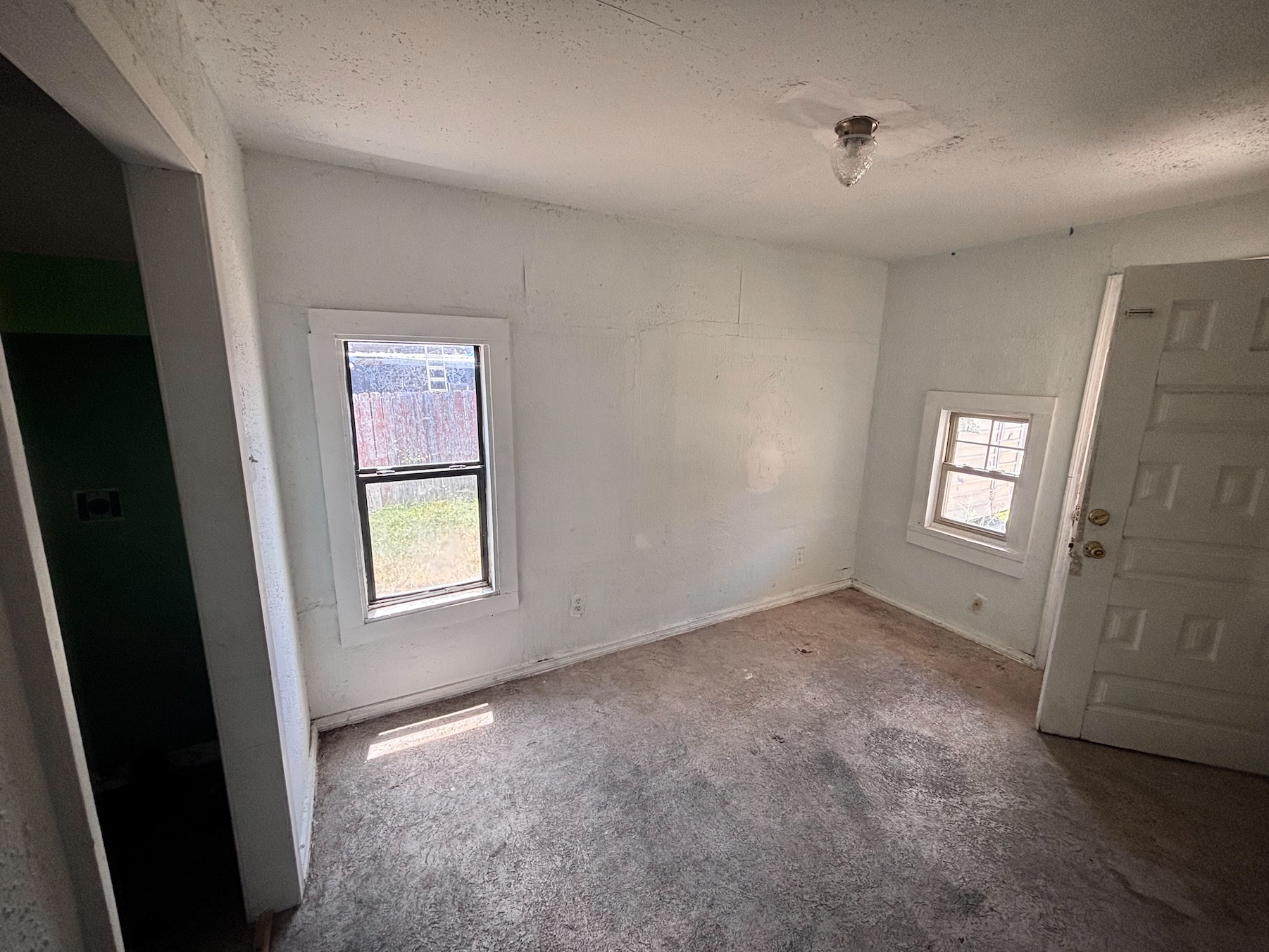 Building Photo - 2621 Tarlton St