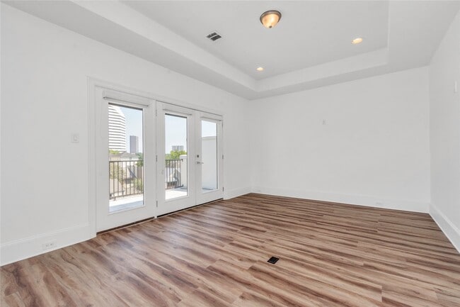 Building Photo - 5735 Winsome Ln