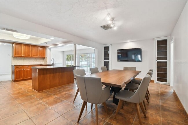 Building Photo - 4328 40th St S