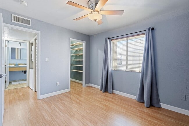 Building Photo - 3002 N 70th St