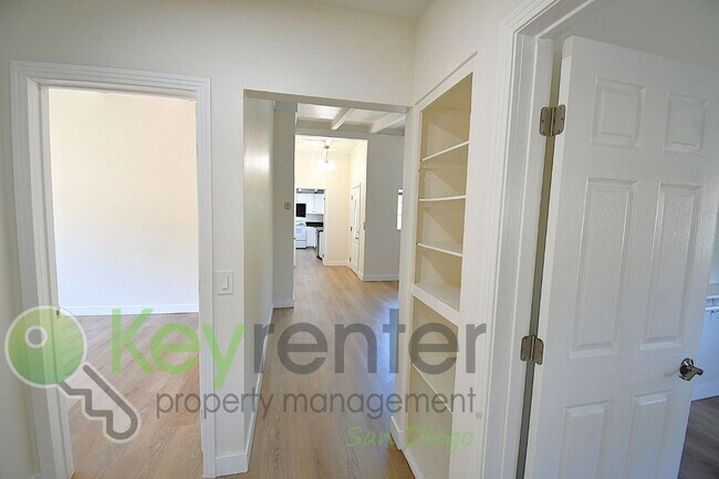 Building Photo - 209 Civic Center Dr