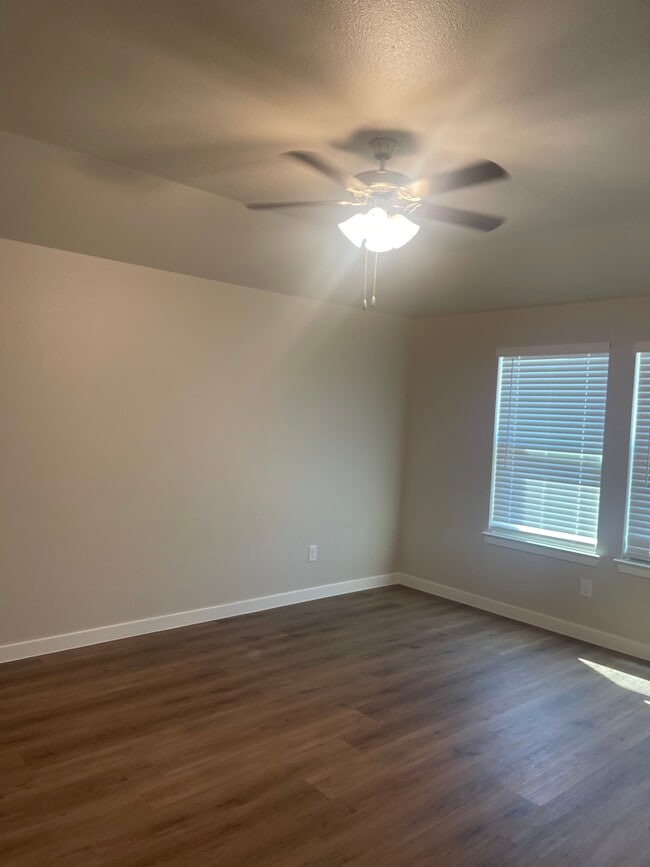 Primary Photo - 7709 Macedonian Dr