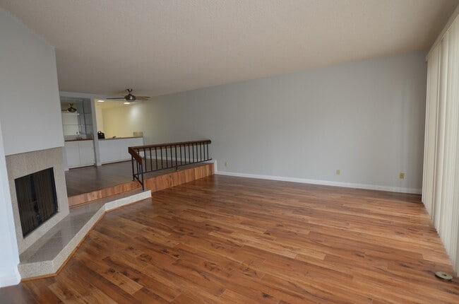 Building Photo - 2Bd/2Ba Coronado Cays on the channel, Boat...