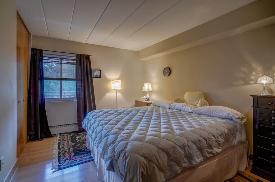 King bed shown in master bedroombedroom - 2051 Allen Blvd