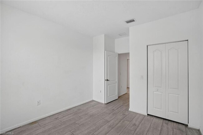 Building Photo - 7082 Venice Way