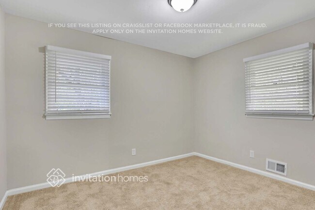 Building Photo - 6052 Brookdale Ln SW