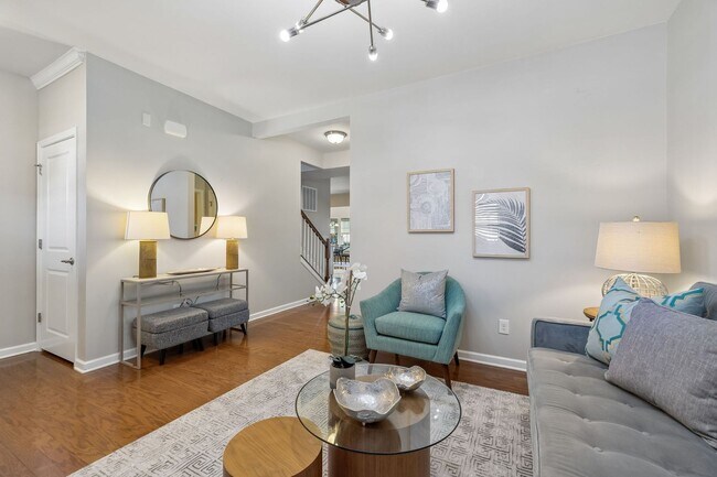 Building Photo - Charming and move-in ready 3-bedroom, 2.5-bath home