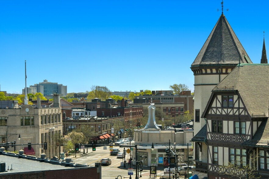 Building Photo - 14 Green St