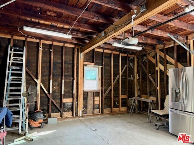 Building Photo - 1517 Glendon Ave
