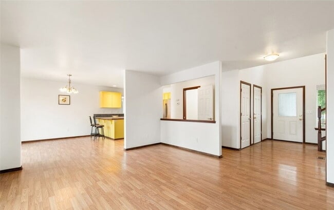 Building Photo - 9823 31st Ave SE