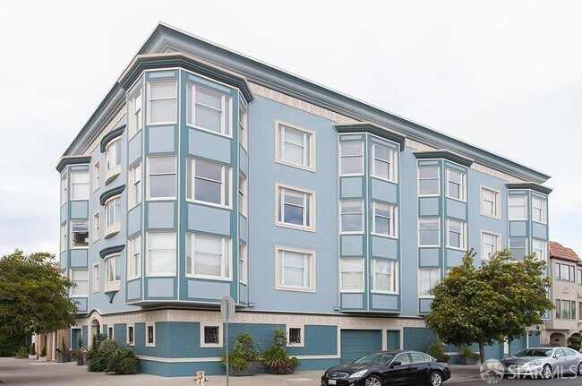 Building Photo - 3700 Divisadero St