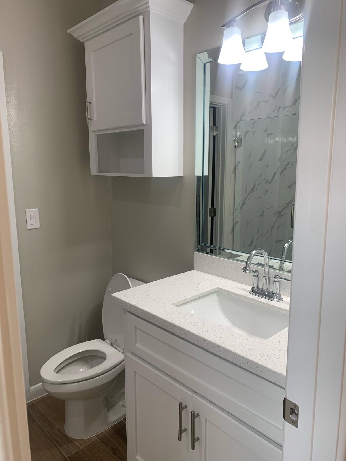 Building Photo - 5202 N Crown Pt