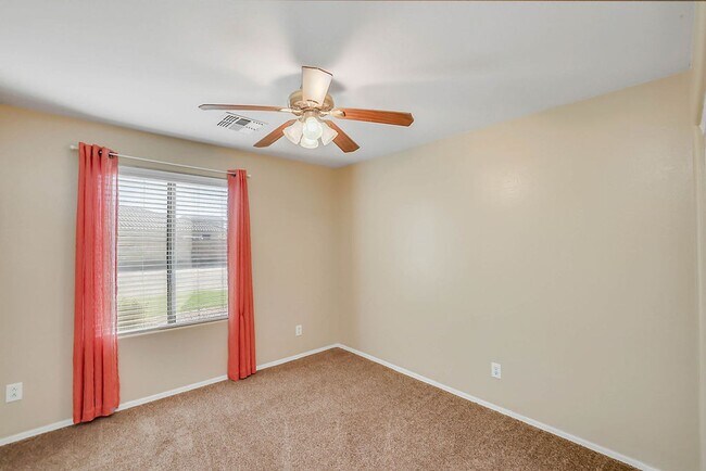 Building Photo - **Stunning 4-Bedroom, 3-Full Bath Home with Double Master Suites and Den