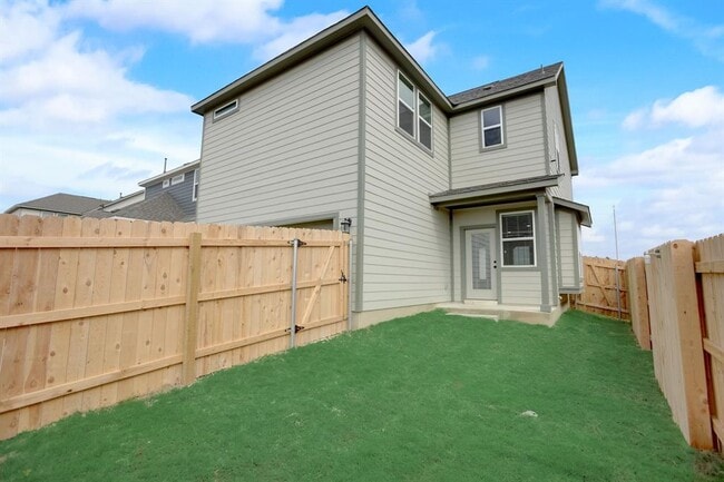Building Photo - 125 Clemens Dr