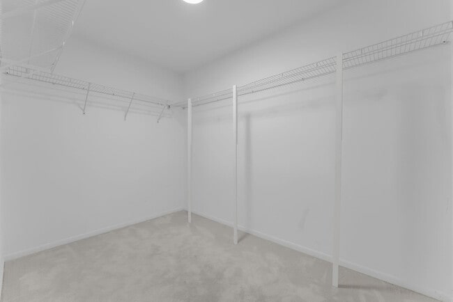 Building Photo - 5000 N Ocean Blvd