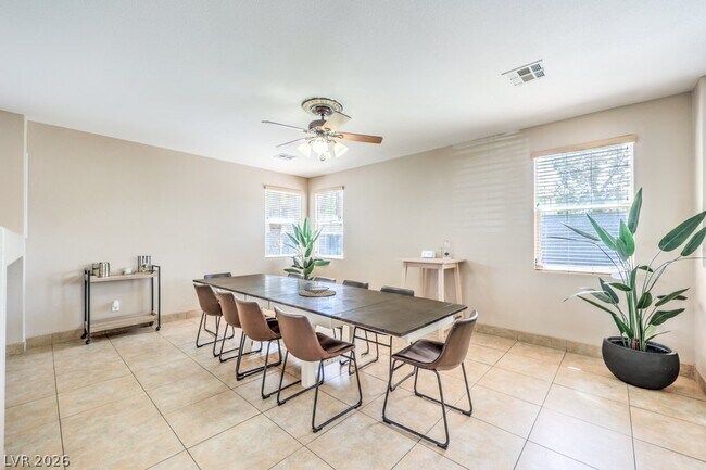 Building Photo - 5663 Artesia Lake Ct