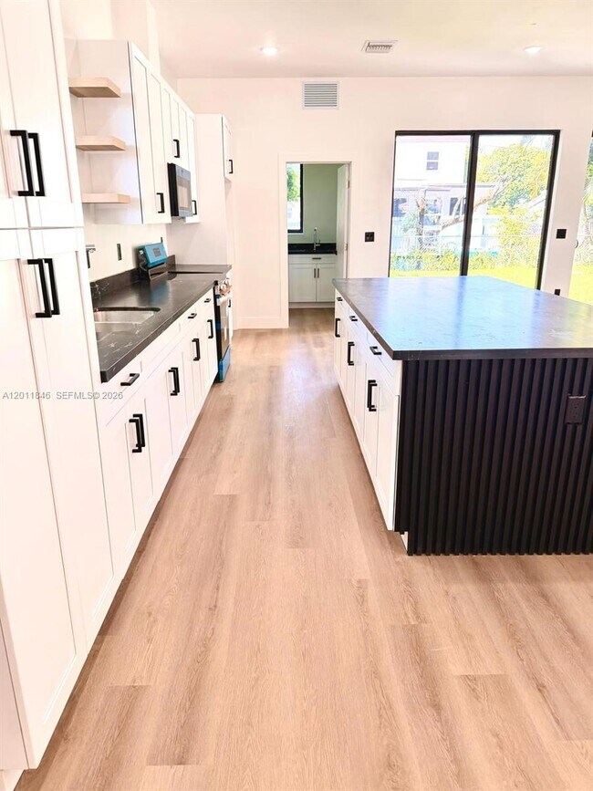 Building Photo - 3371 NW 51st St