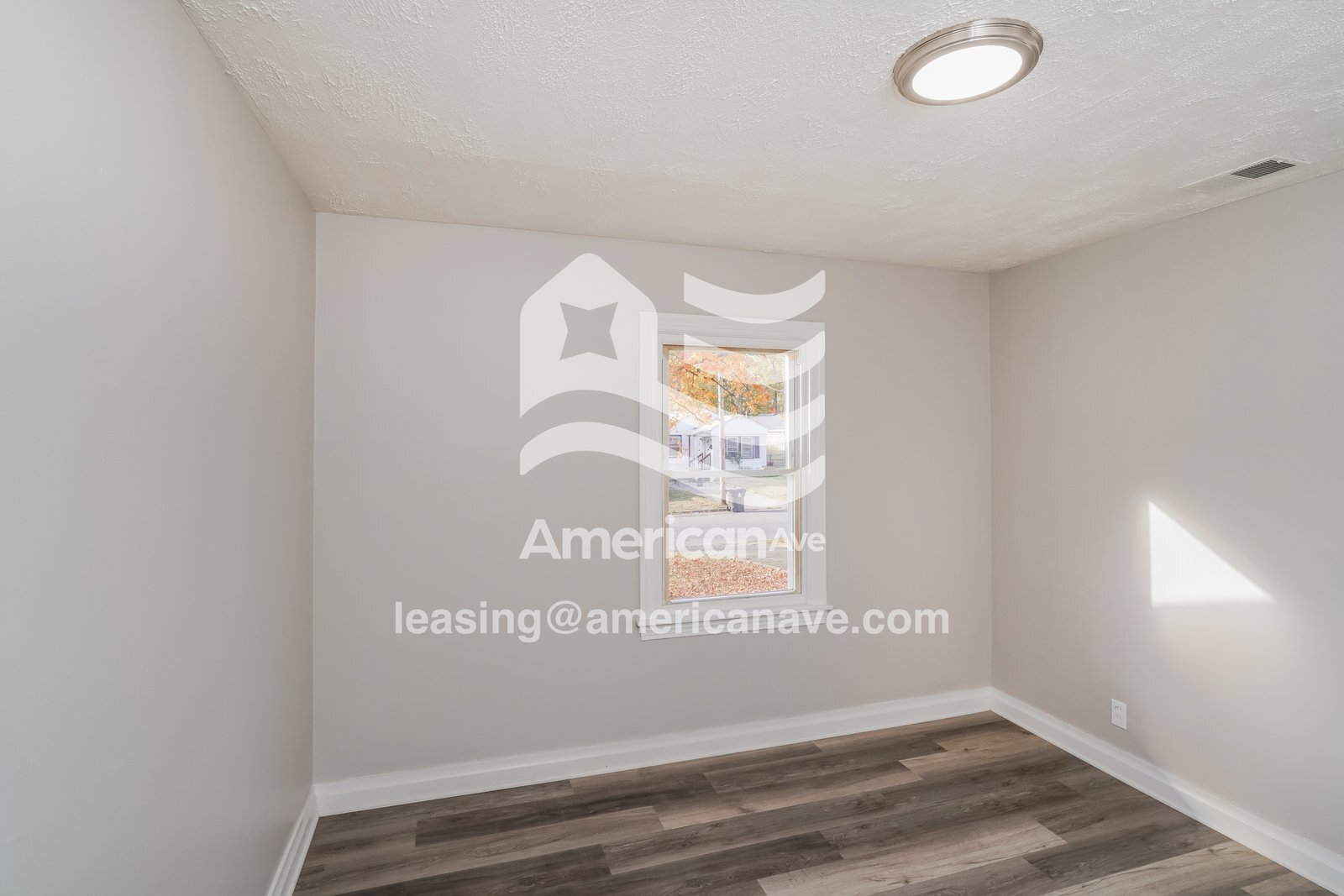 Building Photo - 205 N 39th St