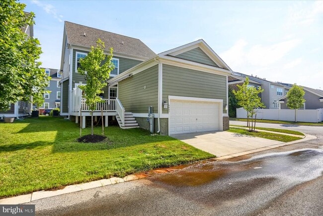 Building Photo - 6407 Falconwood St