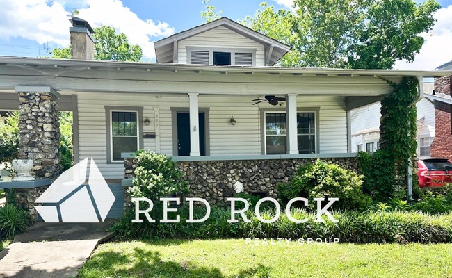 Primary Photo - Beautiful Home in Southside/UAB Footprint
