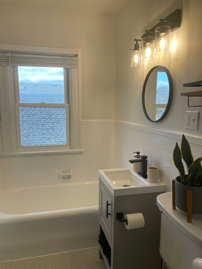 Bathroom - 4724 Lyndale Ave S