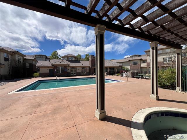 Building Photo - 3865 S Dayton St