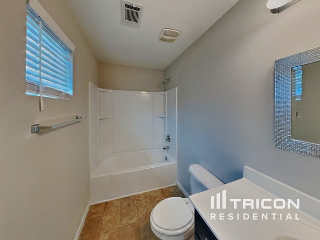 Building Photo - 108 Alred Cir