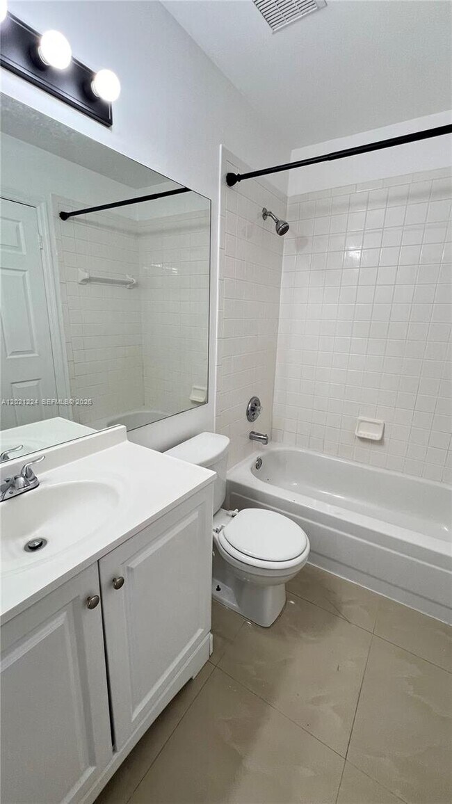 Building Photo - 15821 SW 104th Terrace