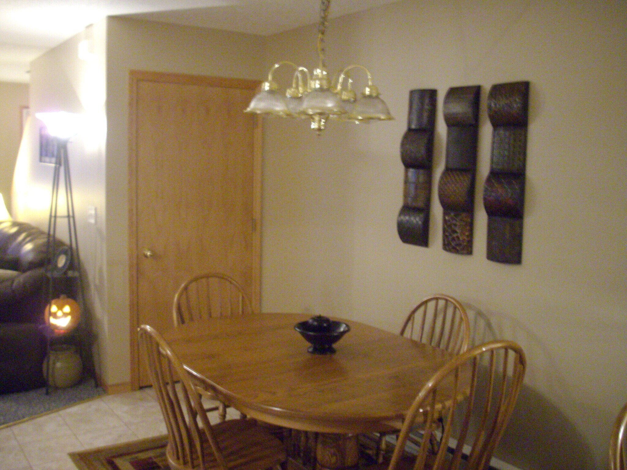 Building Photo - 3563 E Meadows Pl