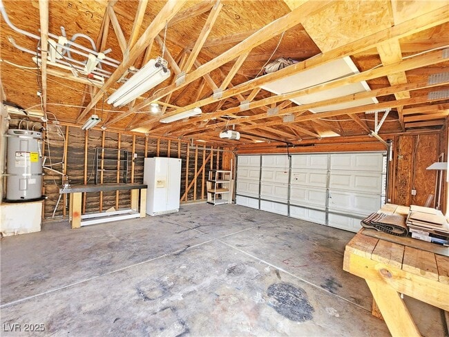 Building Photo - 1700 Sycamore Ave