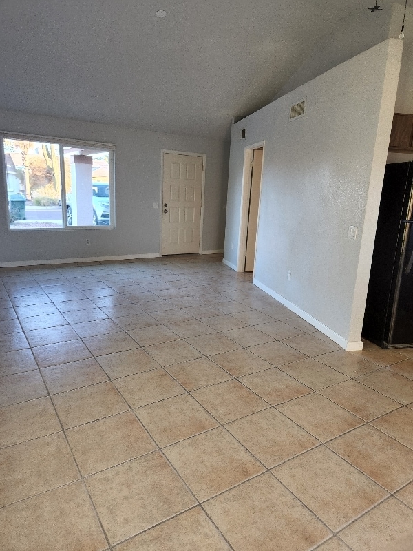 Building Photo - 3033 W Irma Ln