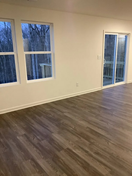 Building Photo - 4664 Sunrise Rdg