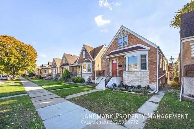 Building Photo - 6155 W School St