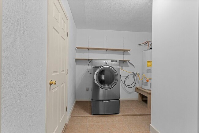 Building Photo - 4114 Connorvale Rd