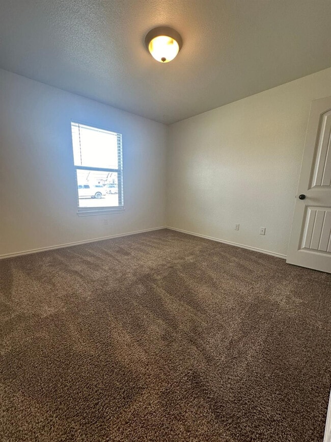 Building Photo - 6133 72nd Pl