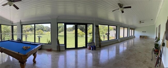 Building Photo - 5425 SW 190th Ave