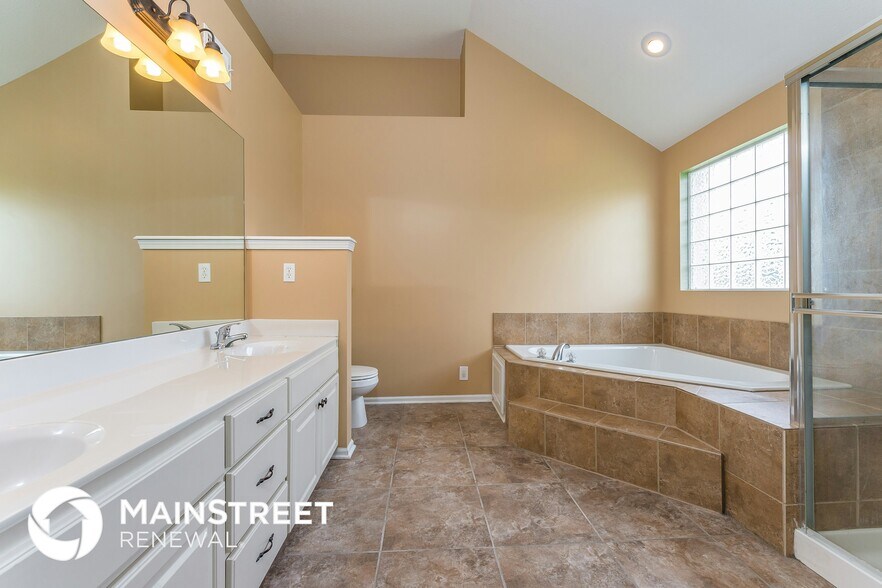 Building Photo - 1606 Fairway Ct