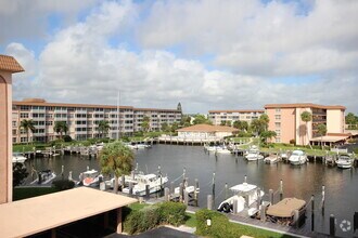 Building Photo - 931 Gardenia Dr
