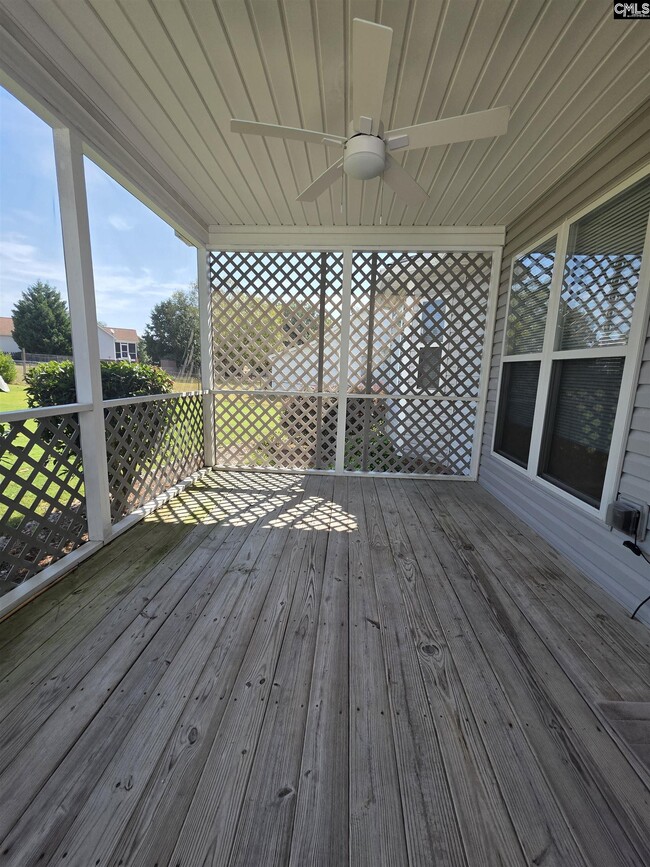 Building Photo - 129 Wildflower Ln