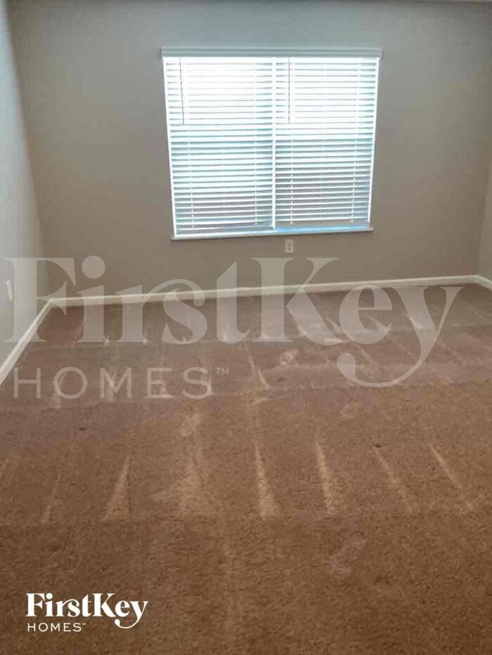 Building Photo - 5602 Tarboro Pl