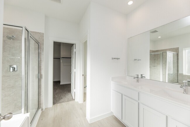 Building Photo - 31719 Kellan Grv Ct