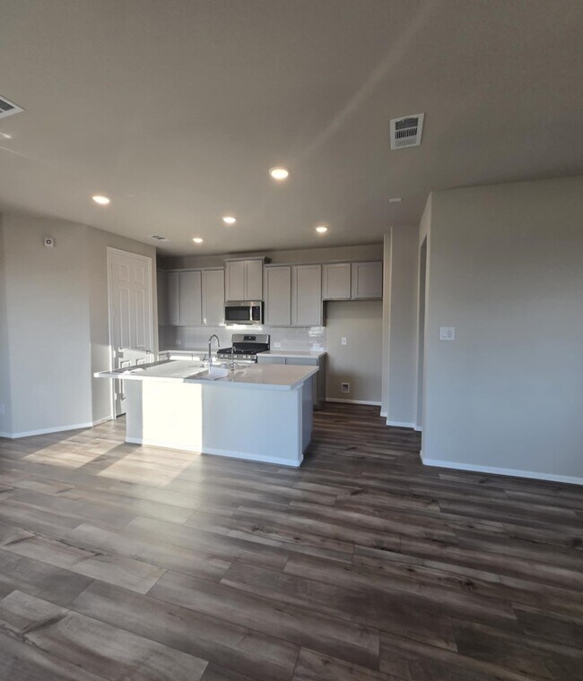 Building Photo - 27502 Clear Breeze Dr