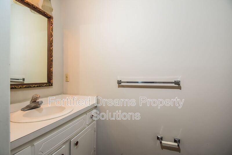 Building Photo - 4118 Causey St