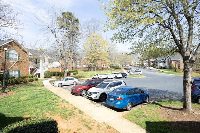 Building Photo - 521 Renshaw Ct